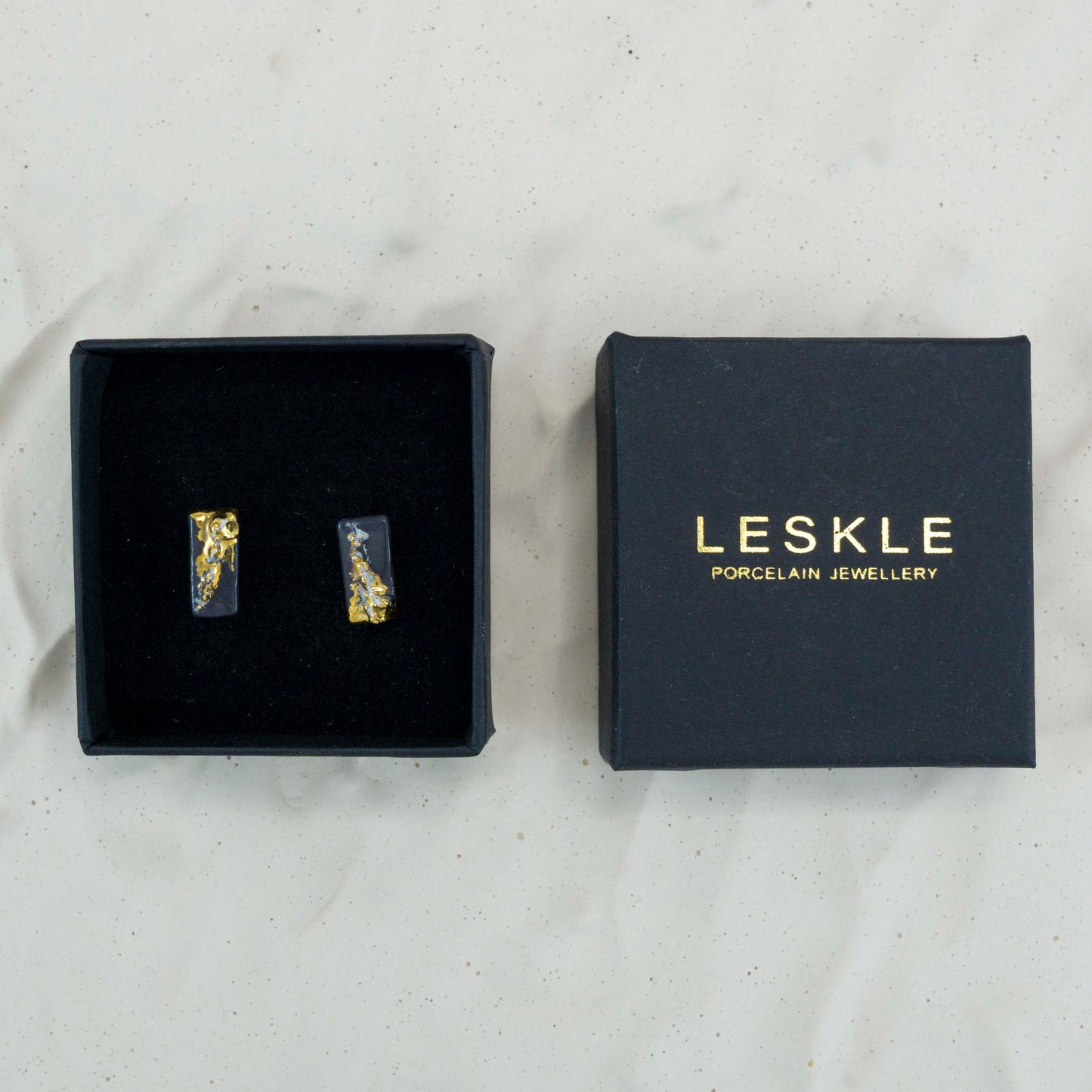 PORCELÁNOVÉ NÁUŠNICE "POLNOČNÉ ZLATO"